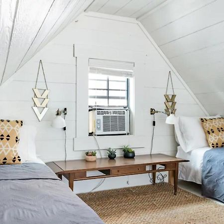 Hip, Cozy Cottage With A Fire Pit In Cleveland Park Nashville Exterior photo